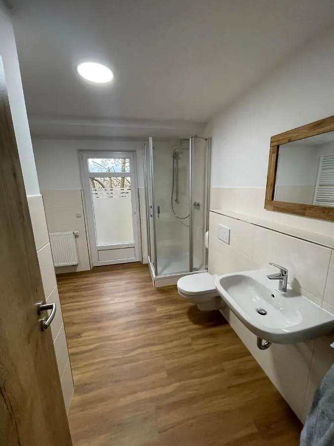 Apartment-Haus Landeskrone Dresden