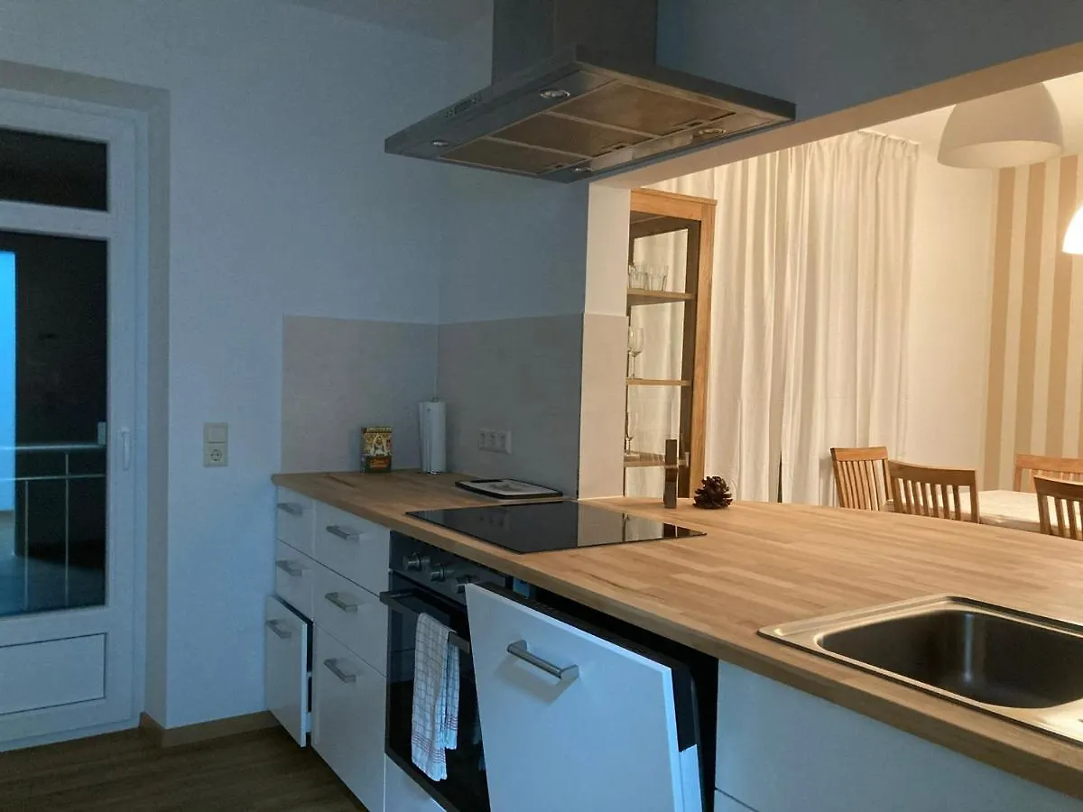 Apartment Apartment-Haus Landeskrone Dresden