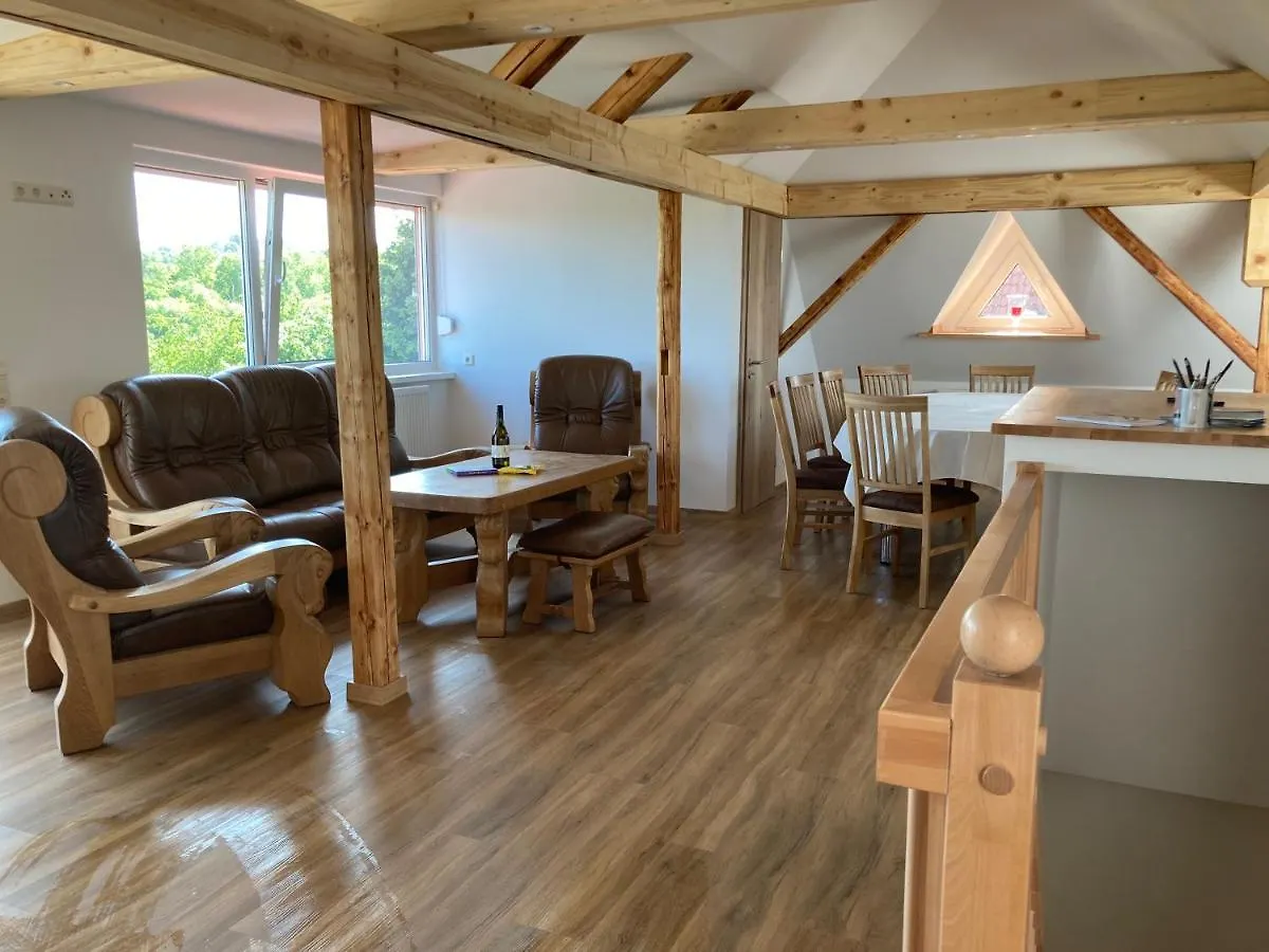 Apartment-Haus Landeskrone Drezda