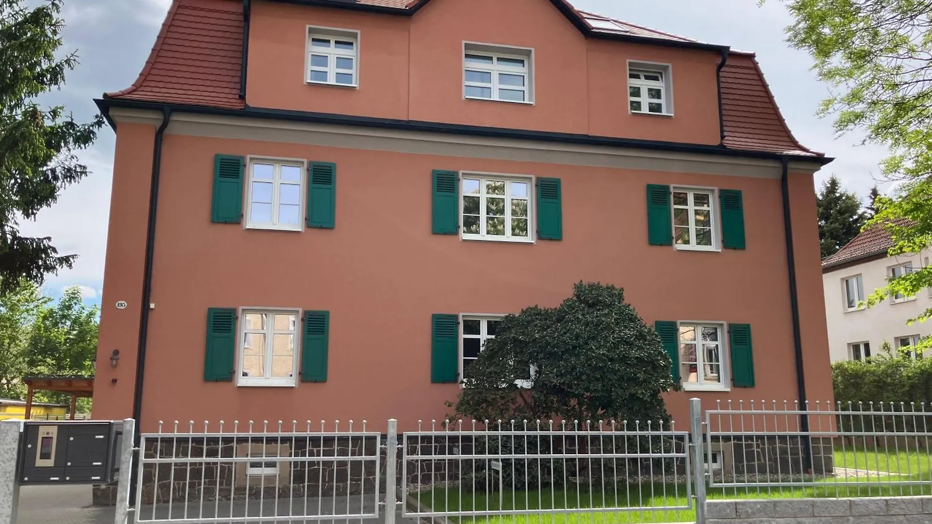 Apartment-Haus Landeskrone Drezda